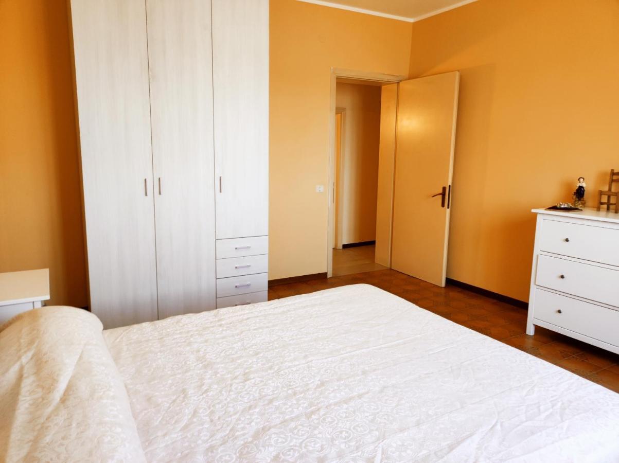 Antico Casolare Da Francesca Hotel Porto Viro Bagian luar foto